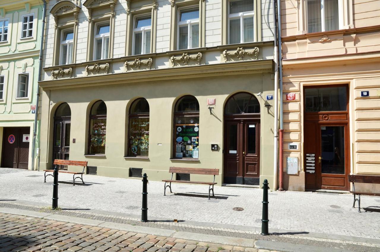 Hostel The Republic Garden Prag
